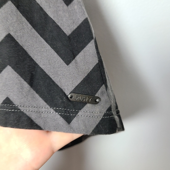 Rusty - Razorback Tank Top - Picture 3 of 7